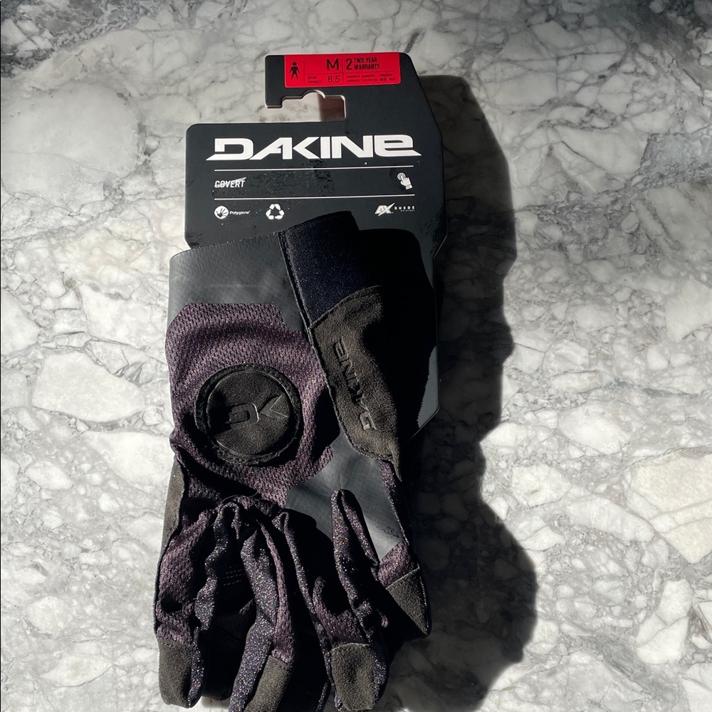 Dakine Men's Black and Dark Gray Gloves